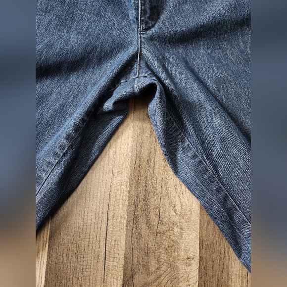 Lee brand women's size 10 jean capris - Picture 5 of 8